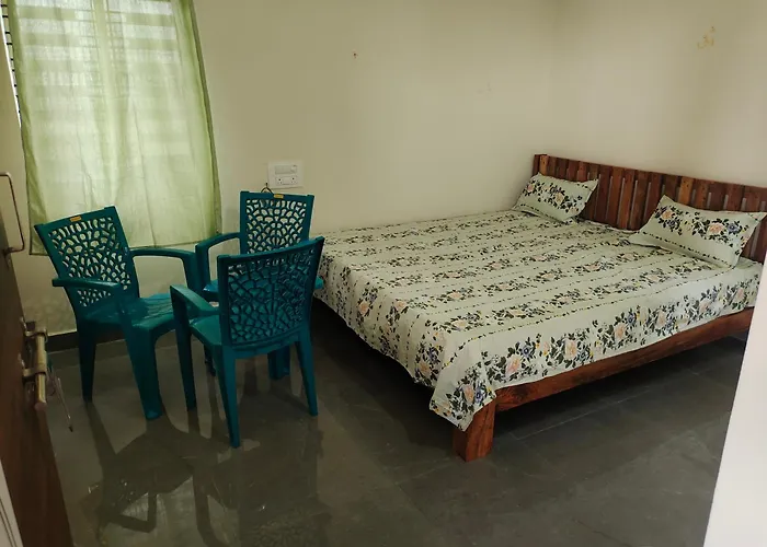 Shivadivya Homestay Hampi