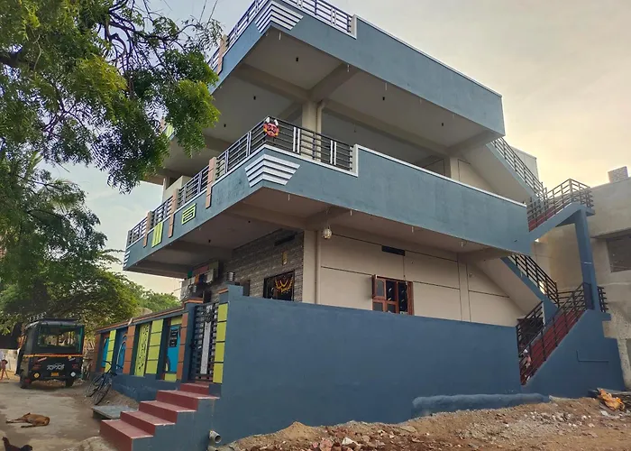 Shivadivya Homestay Hampi
